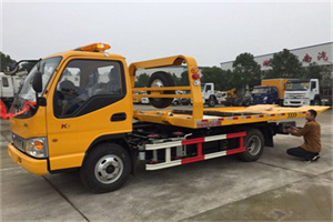 温州哪里有拖车服务